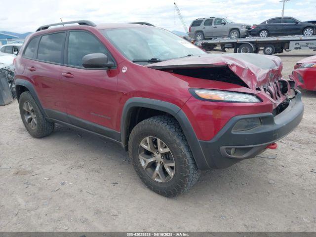  Salvage Jeep Cherokee