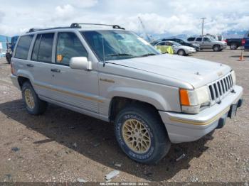  Salvage Jeep Grand Cherokee