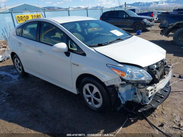  Salvage Toyota Prius