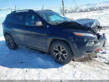  Salvage Jeep Cherokee