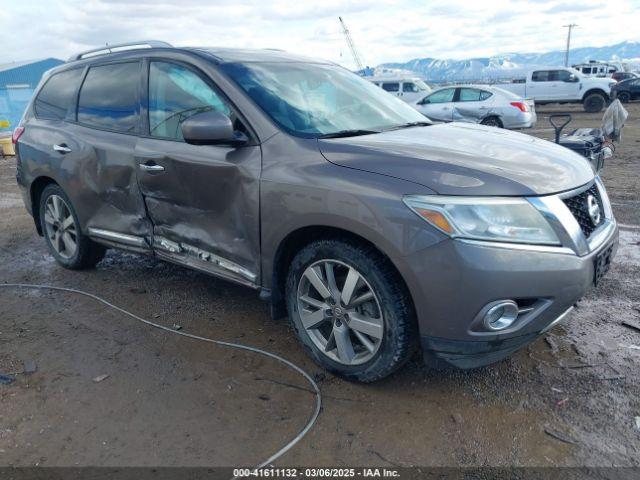  Salvage Nissan Pathfinder