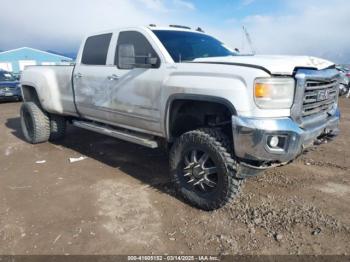  Salvage General Motors Sierra 3500HD