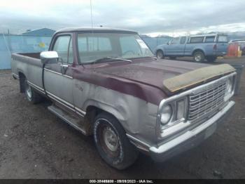  Salvage Dodge D100