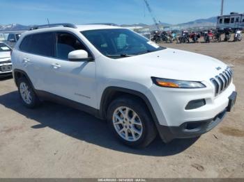  Salvage Jeep Cherokee