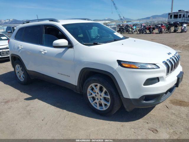  Salvage Jeep Cherokee