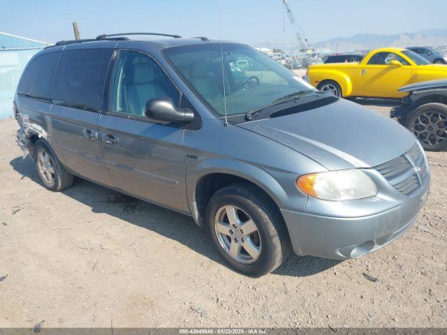  Salvage Dodge Grand Caravan