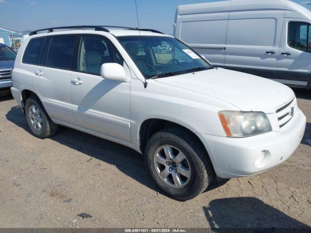  Salvage Toyota Highlander