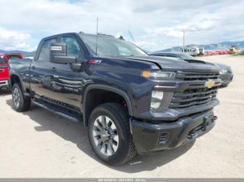  Salvage Chevrolet Silverado 2500