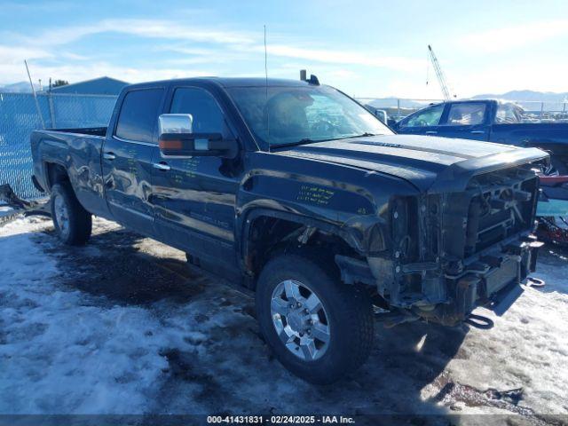  Salvage General Motors Sierra 3500HD