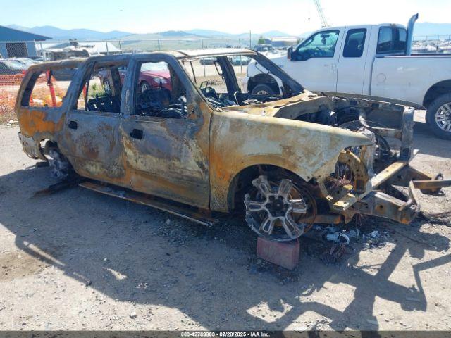  Salvage Ford Expedition
