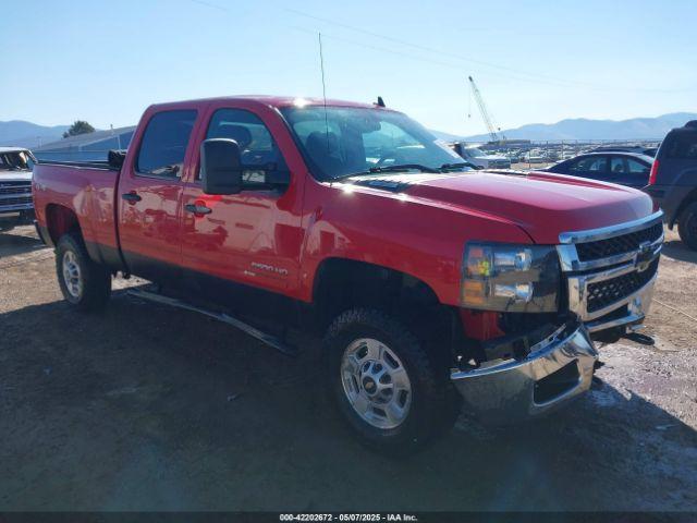  Salvage Chevrolet Silverado 2500