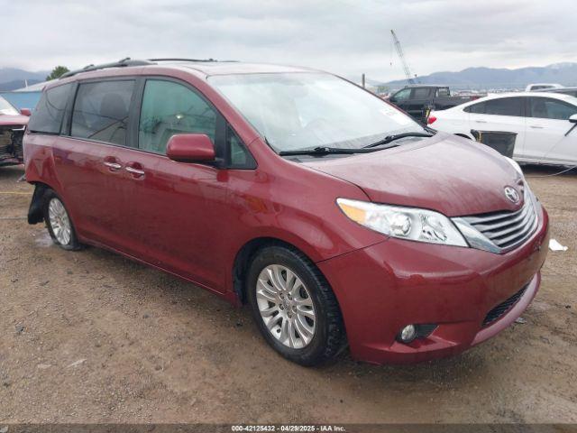  Salvage Toyota Sienna
