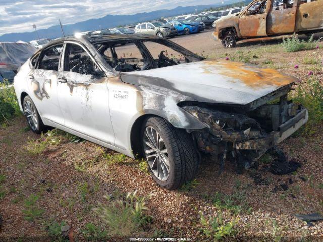  Salvage Hyundai Genesis