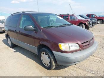  Salvage Toyota Sienna