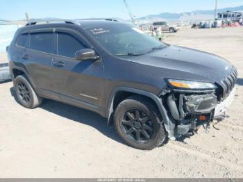  Salvage Jeep Cherokee