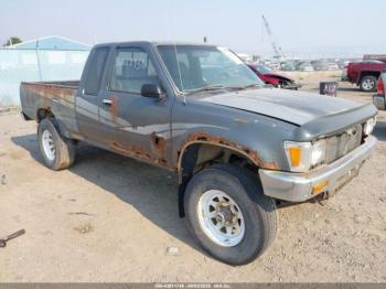  Salvage Toyota Pickup