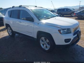  Salvage Jeep Compass
