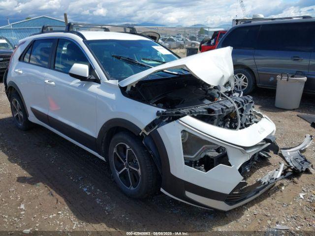  Salvage Kia Niro