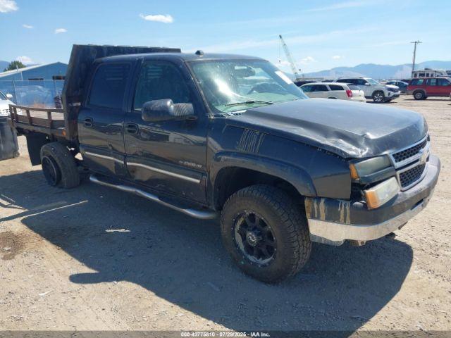  Salvage Chevrolet Silverado 2500