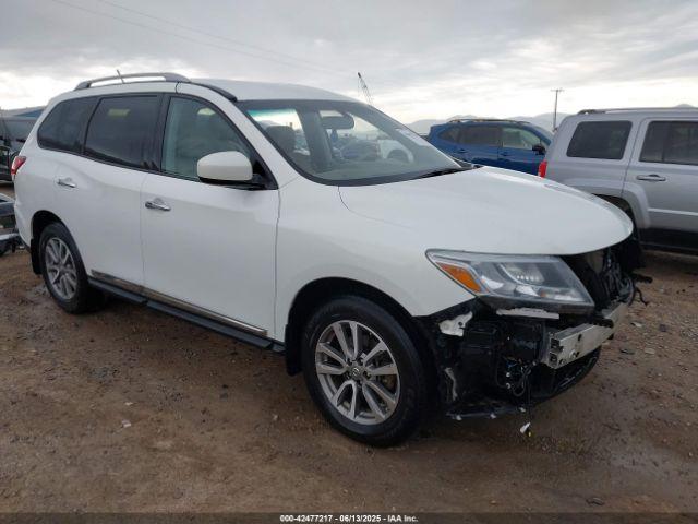  Salvage Nissan Pathfinder