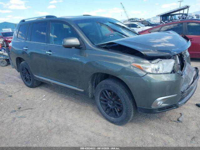  Salvage Toyota Highlander