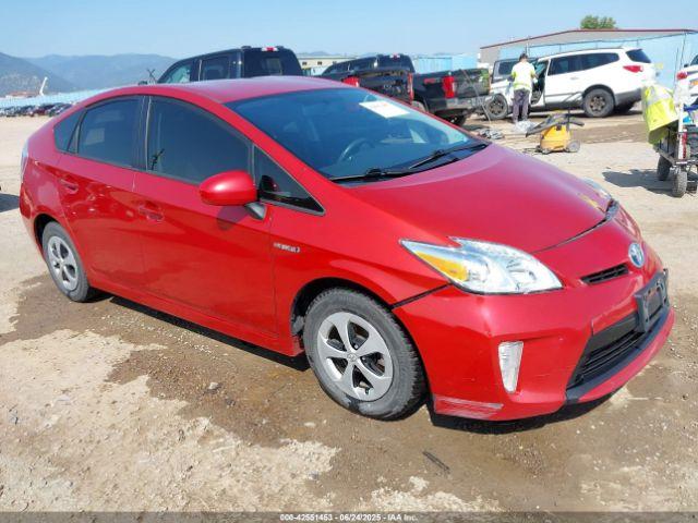  Salvage Toyota Prius