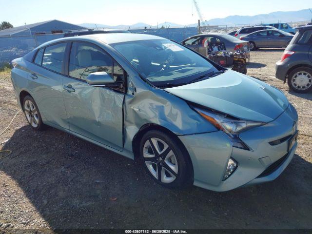  Salvage Toyota Prius