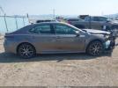 Toyota Camry Se Image 15