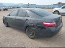 Toyota Camry Le Image 7