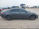 Toyota Camry Le Image 11
