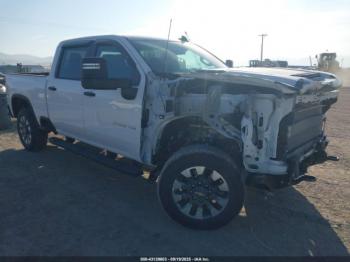  Salvage Chevrolet Silverado 2500