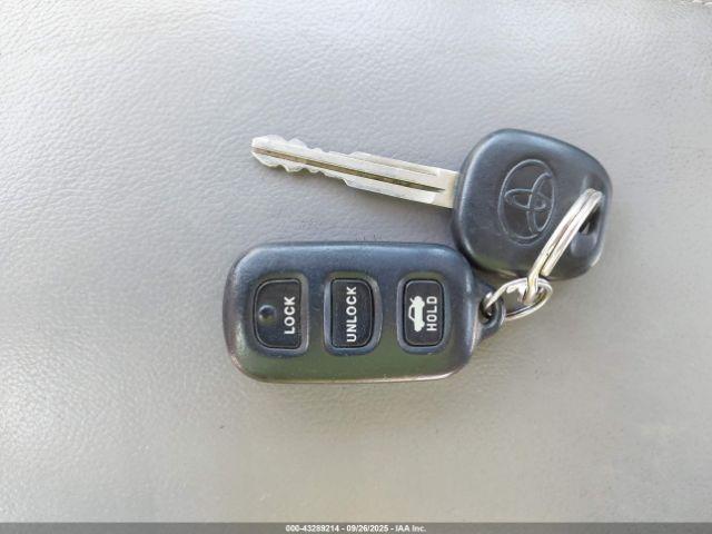 Toyota Camry Xle V6 Image 11