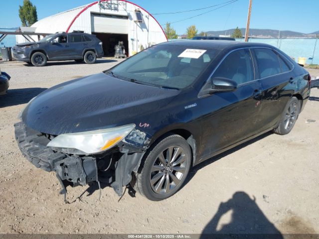 Toyota Camry Xle Image 8