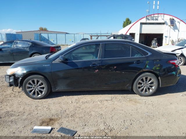 Toyota Camry Xle Image 3