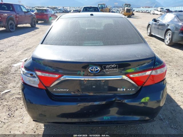 Toyota Camry Xle Image 2