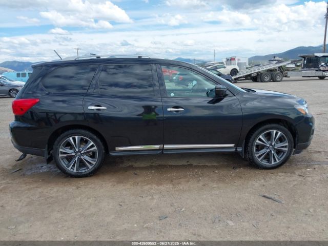 Nissan Pathfinder Platinum Image 13