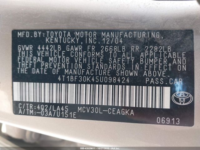 Toyota Camry Xle V6 Image 14