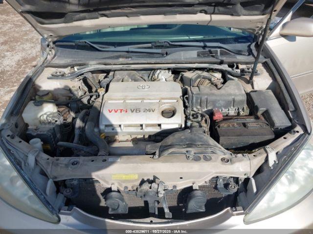 Toyota Camry Xle V6 Image 7