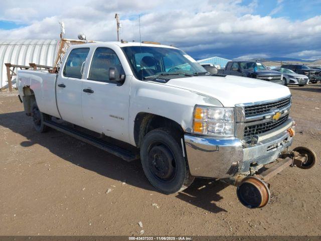  Salvage Chevrolet Silverado 3500