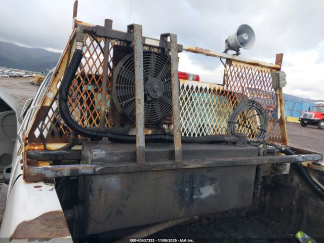 Chevrolet Silverado 3500 Work Truck Image 9