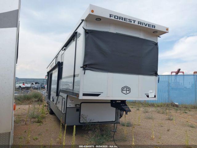  Salvage Forest River Wildwood Heritage Gl