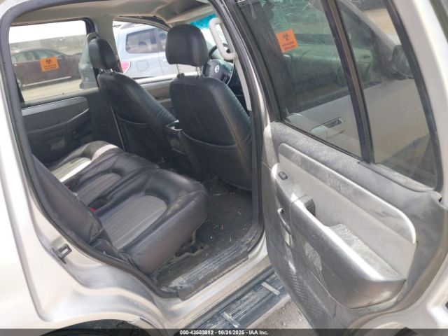 Mercury Mountaineer Image 9