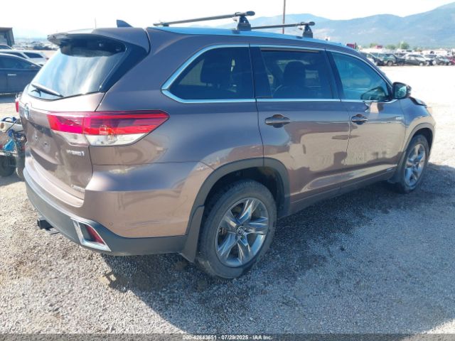 Toyota Highlander Limited Platinum Image 5