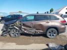 Toyota Highlander Limited Platinum Image 14