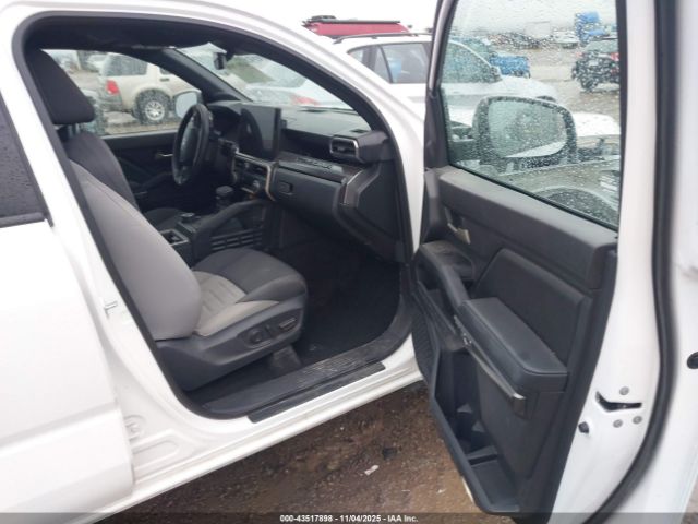 Toyota Tacoma Trd Off Road 4wd Image 3