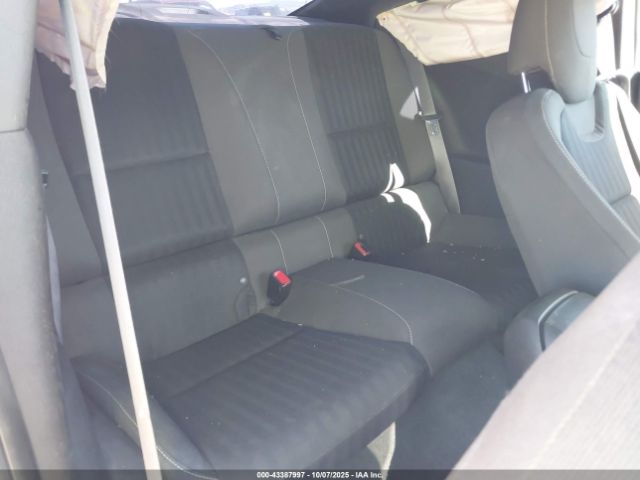 Chevrolet Camaro 1ls Image 5