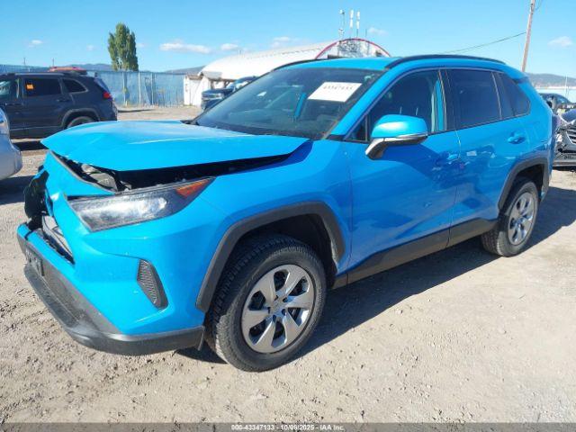 Toyota RAV4 Le Image 3