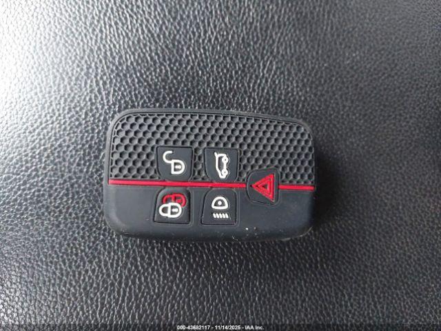 Land Rover Discovery Hse Image 8