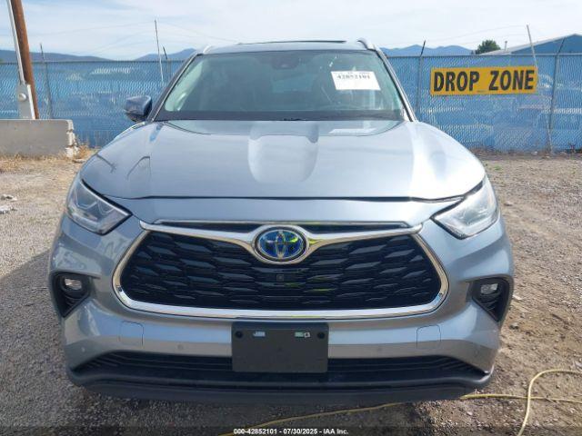 Toyota Highlander Limited Image 6