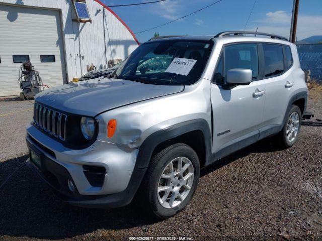Jeep Renegade Latitude 4x4 Image 14